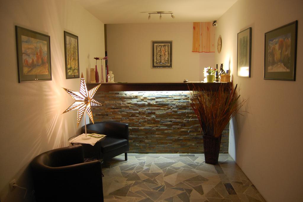Rooms Hisa Divino Ptuj Exterior foto