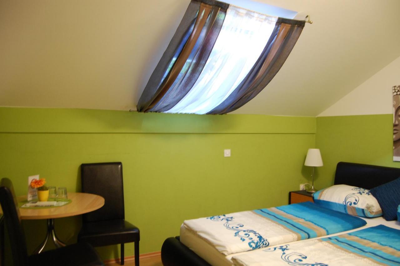 Rooms Hisa Divino Ptuj Exterior foto