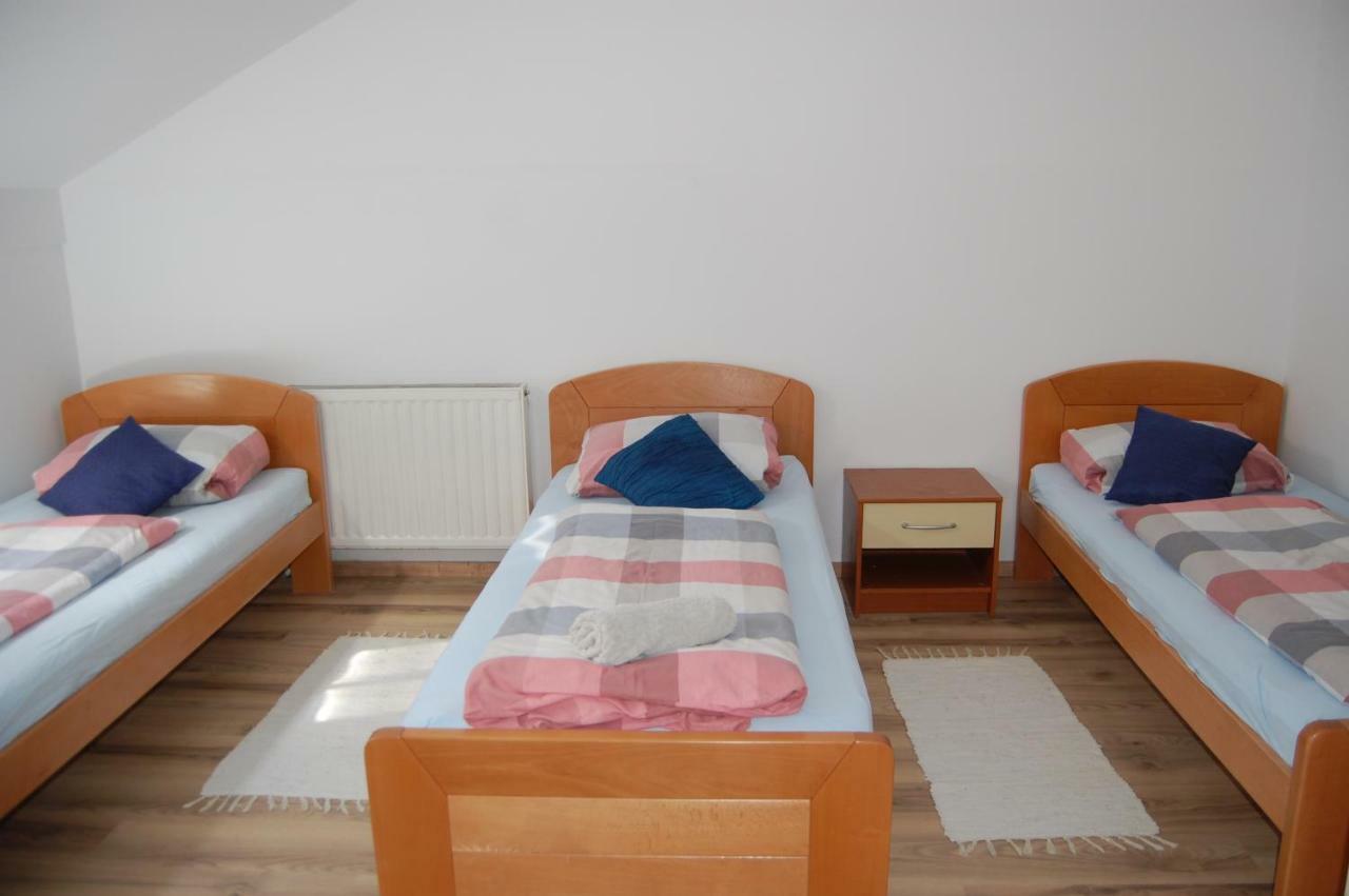 Rooms Hisa Divino Ptuj Exterior foto